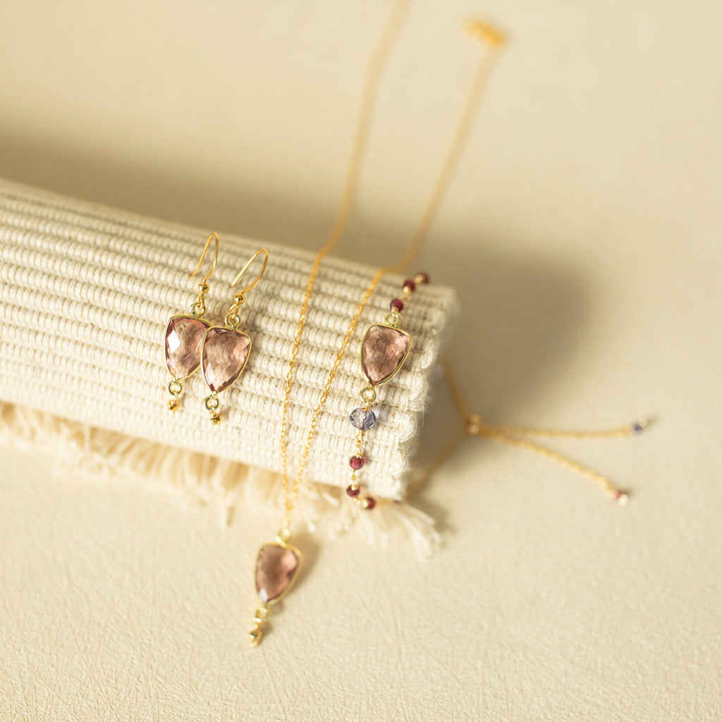 Rhodolite Garnet Silver Isla Bracelet