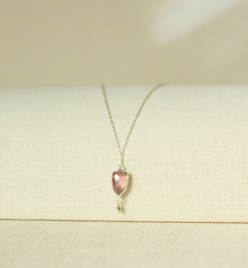 Rhodolite Garnet Silver Isla Necklace